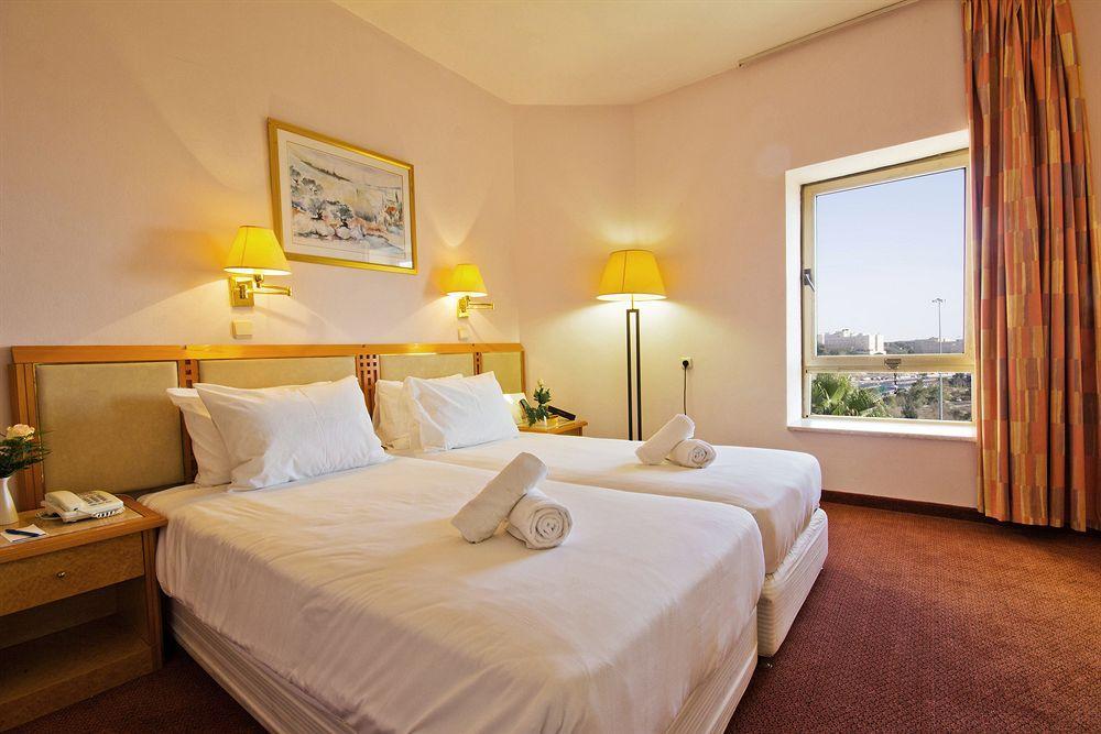 Royal Wing Hotel Йерусалим Екстериор снимка