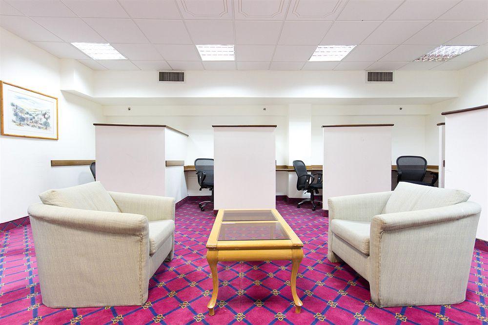 Royal Wing Hotel Йерусалим Екстериор снимка